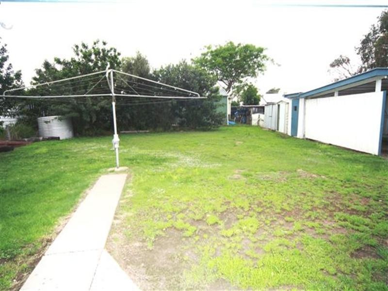 11 Nicholson Street, Dalby QLD 4405