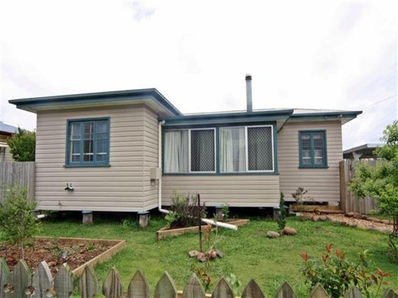 18a Orpen Street, Dalby QLD 4405