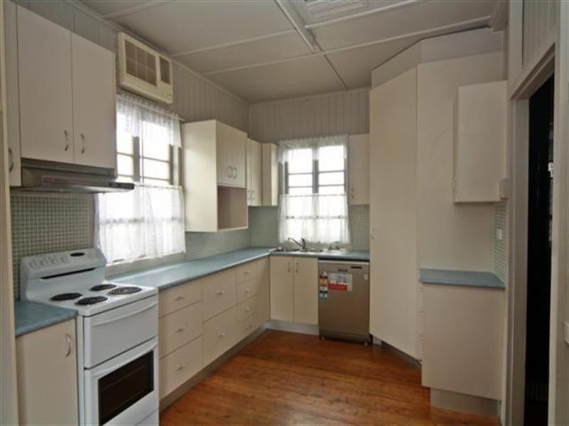 18a Orpen Street, Dalby QLD 4405