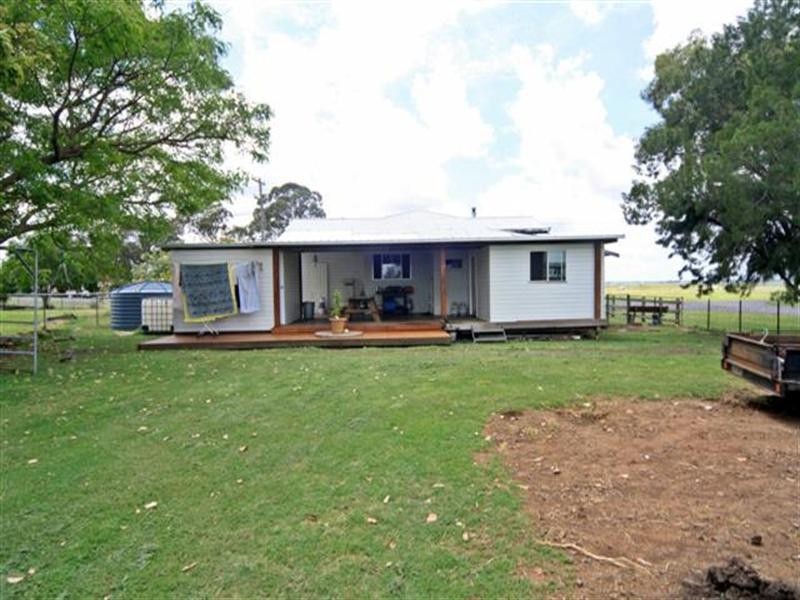 Bowenville QLD 4404