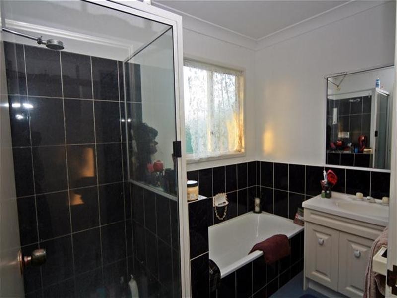 12 Lynette Street, Dalby QLD 4405