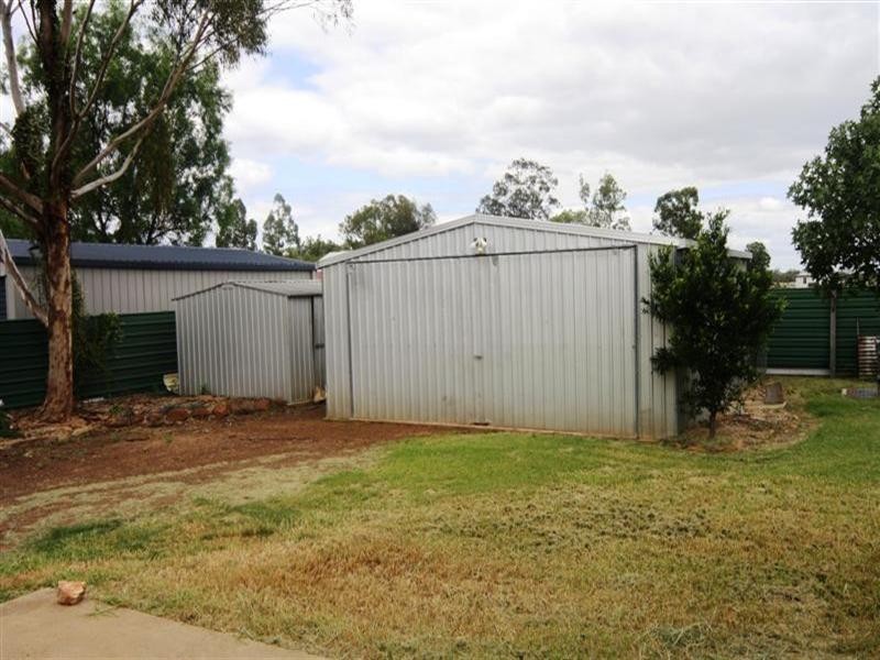 16 Wallace Street, Dalby QLD 4405