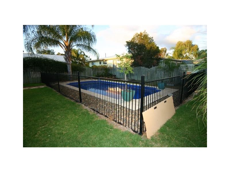 8 Lawson Street, Dalby QLD 4405