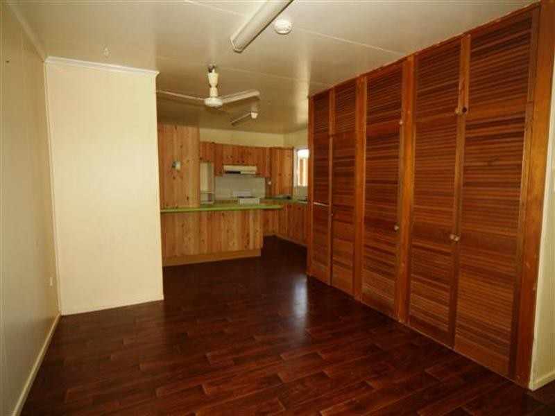 98 Wood Street, Dalby QLD 4405