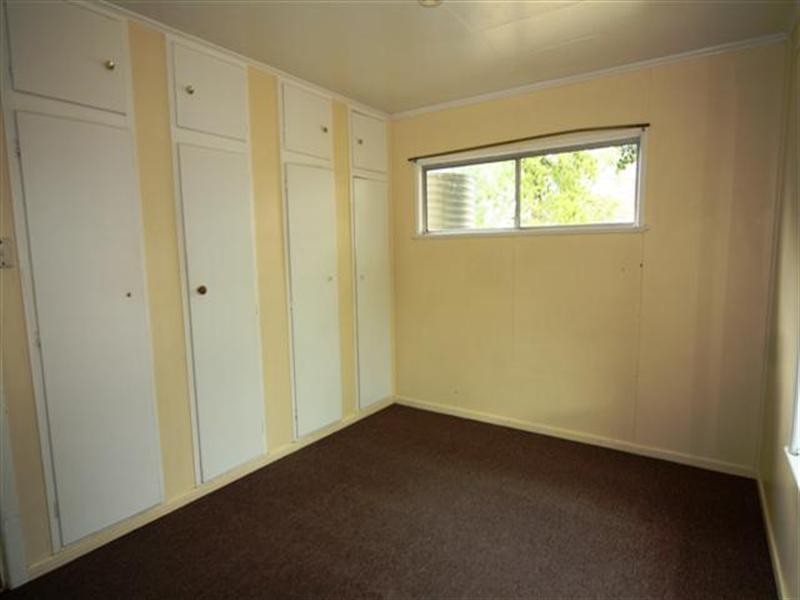 98 Wood Street, Dalby QLD 4405