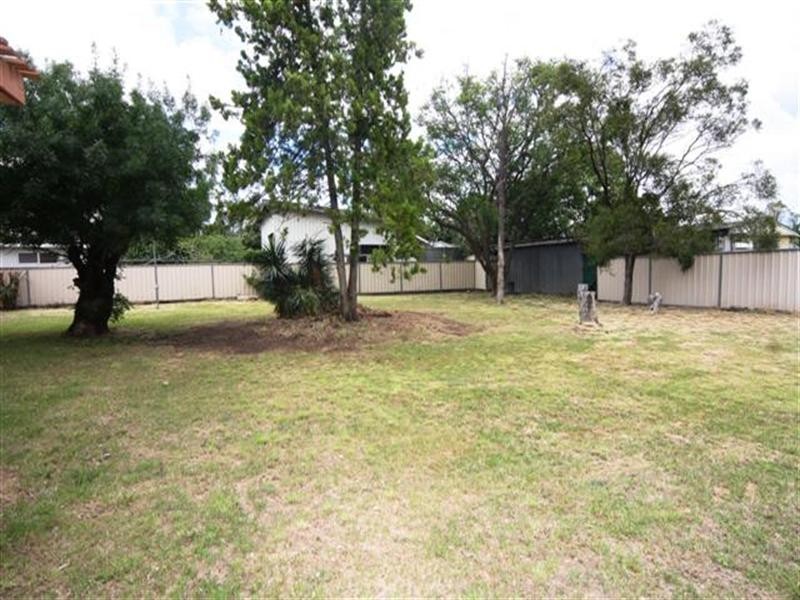 98 Wood Street, Dalby QLD 4405