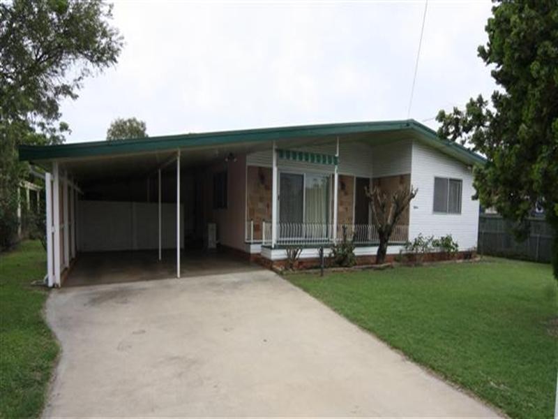 15 Moy Street, Dalby QLD 4405