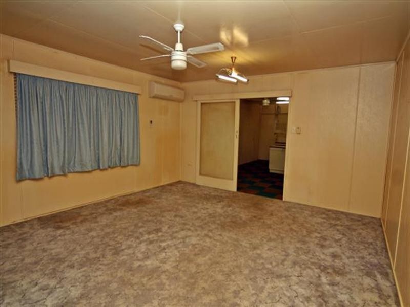 15 Moy Street, Dalby QLD 4405