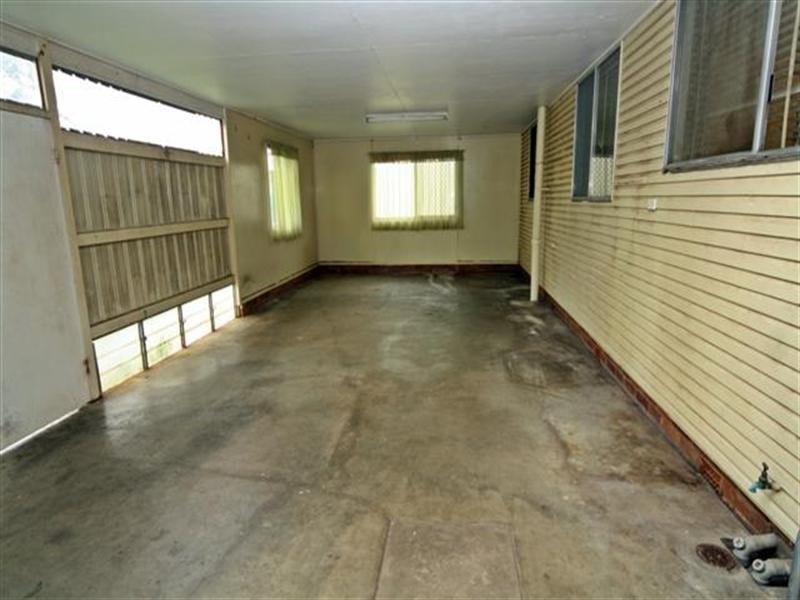 15 Moy Street, Dalby QLD 4405