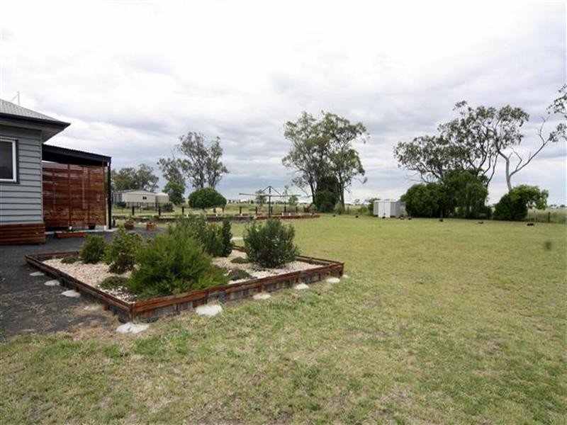 100 Seymours Road, Dalby QLD 4405