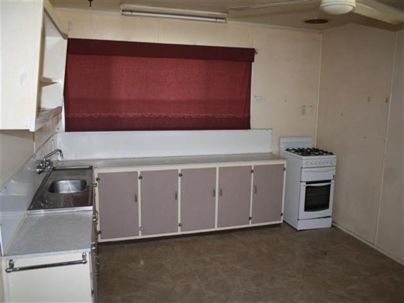 14 Scarlet Street, Dalby QLD 4405