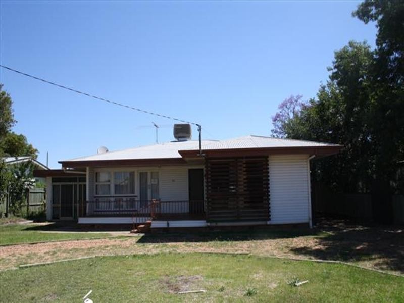 14 Hawthorne Street, Dalby QLD 4405