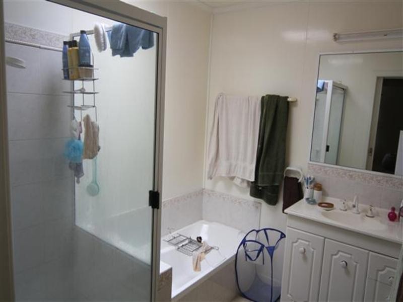 5 Swan Street, Dalby QLD 4405