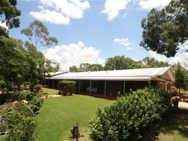 91 Chelldan Avenue, Dalby QLD 4405