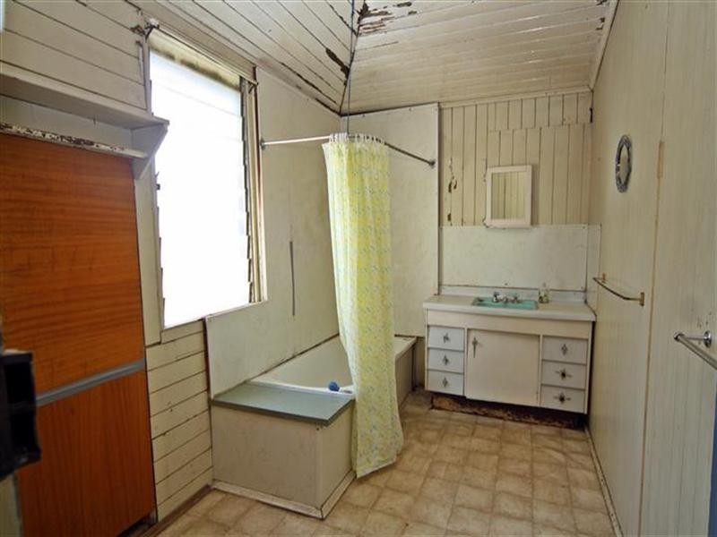 5 Wharf Street, Dalby QLD 4405