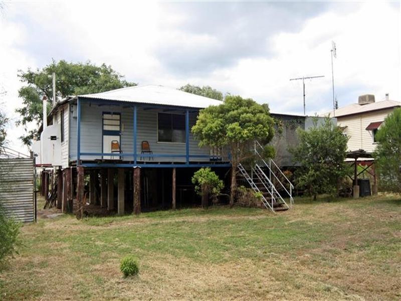 5 Wharf Street, Dalby QLD 4405