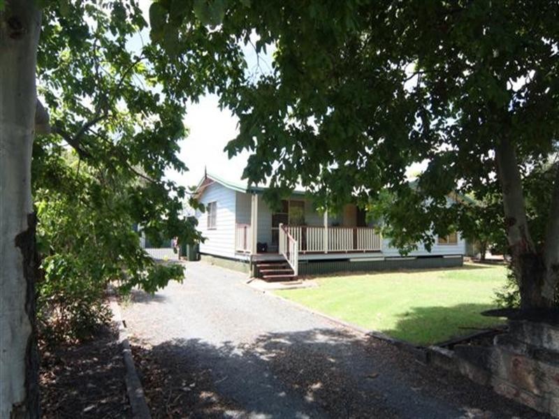 10 Delma Court, Dalby QLD 4405