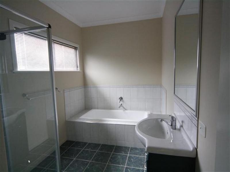 1 Jacaranda Court, Dalby QLD 4405