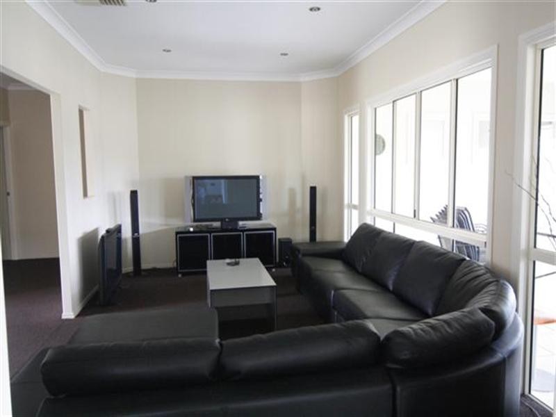 1 Jacaranda Court, Dalby QLD 4405