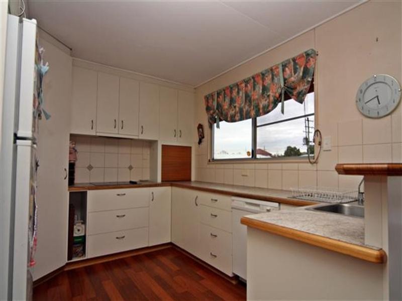 2 Clark Street, Dalby QLD 4405