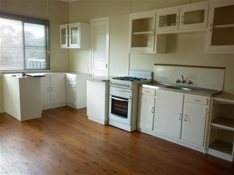 80 Wood Street, Dalby QLD 4405