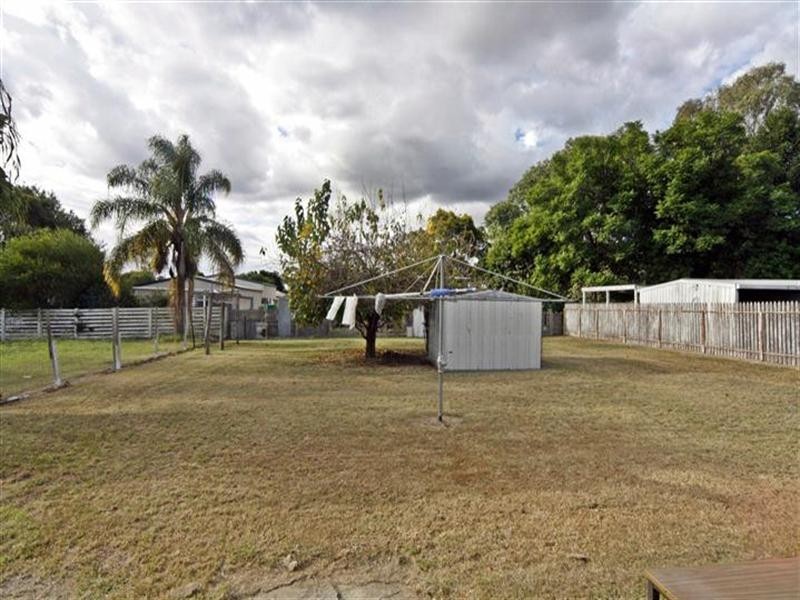 73 Taylor Street, Cecil Plains QLD 4407