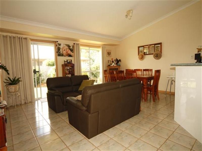 44 Kookaburra Street, Dalby QLD 4405