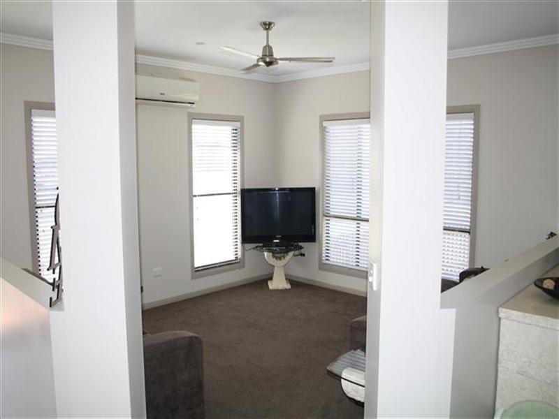 52 Diamond Drive, Dalby QLD 4405