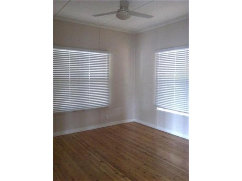 10 Curtis Street, Dalby QLD 4405