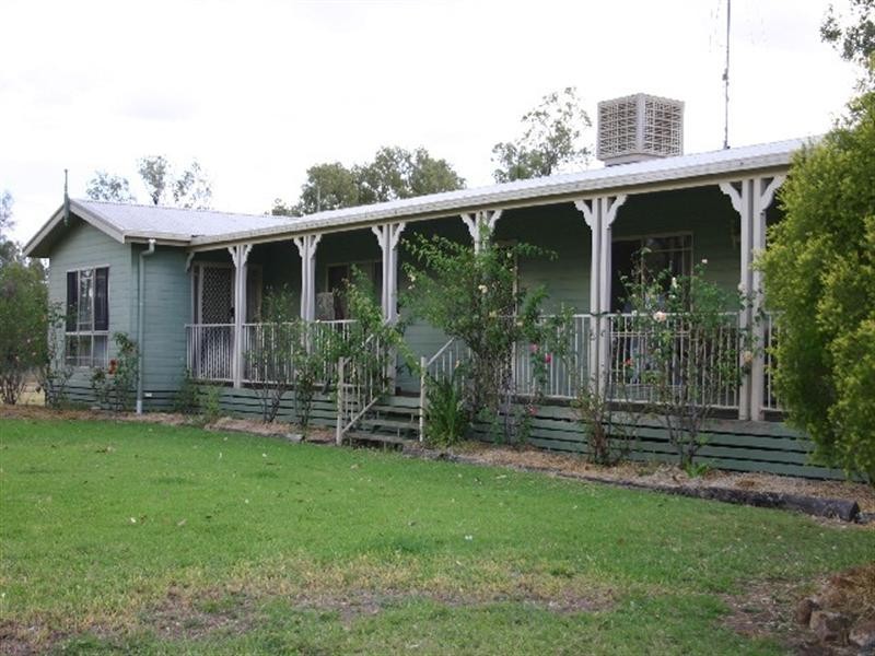 Condamine QLD 4416