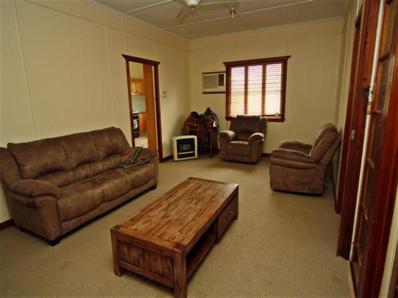 47 Curtis Street, Dalby QLD 4405