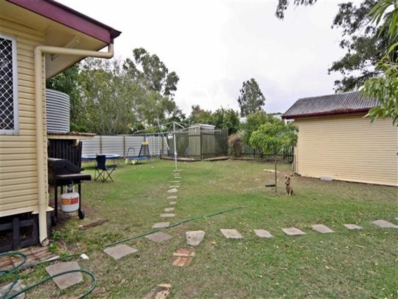 47 Curtis Street, Dalby QLD 4405