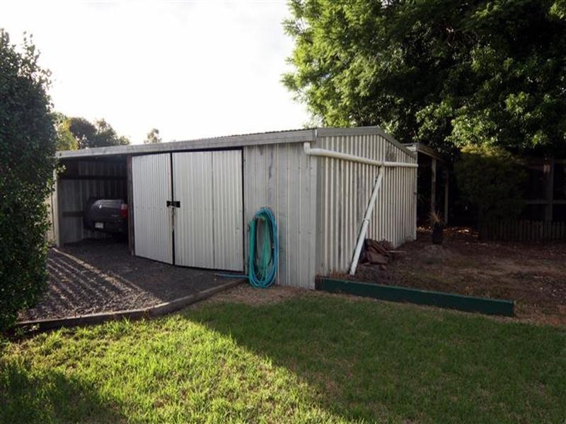 71 Taylor Street, Cecil Plains QLD 4407