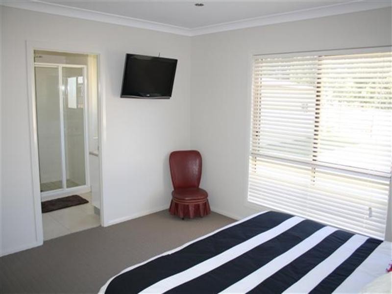 23 Homebush Street, Dalby QLD 4405