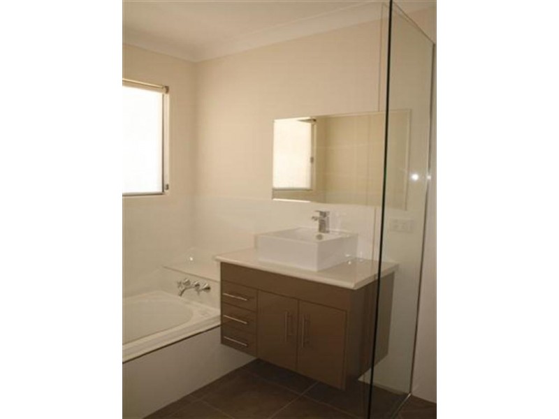 4 North Street, Dalby QLD 4405