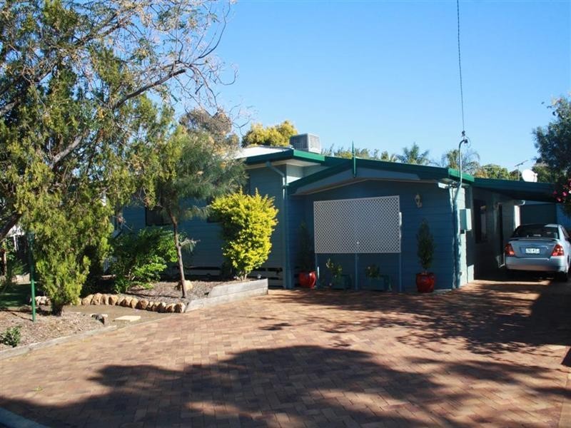 6 Edna Street, Dalby QLD 4405