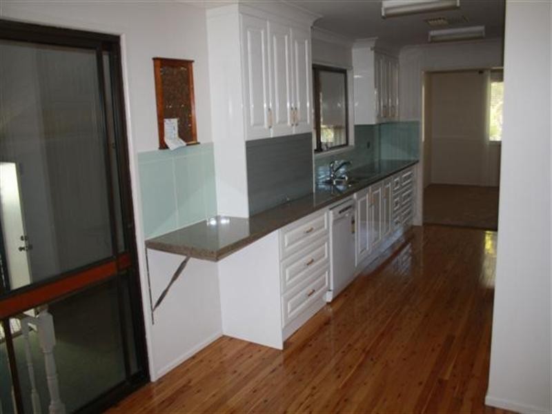 6 Edna Street, Dalby QLD 4405