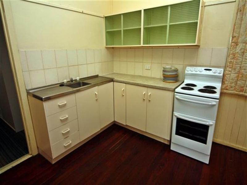 9 Okeefe Street, Dalby QLD 4405