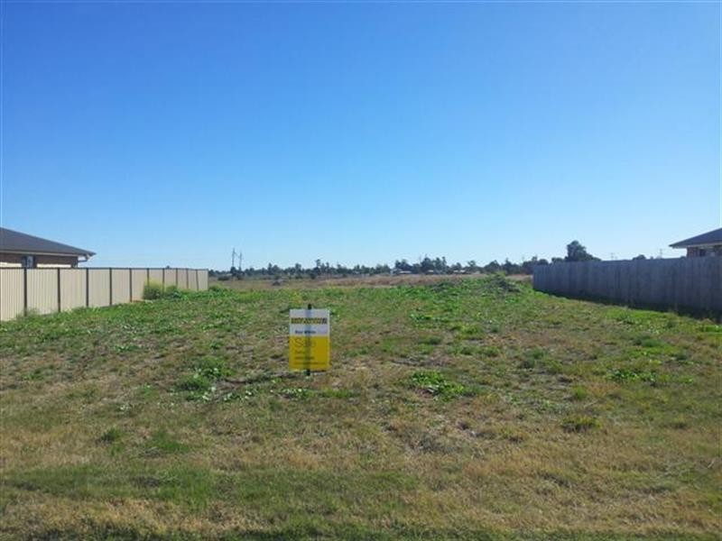 10 Baystone Street, Dalby QLD 4405