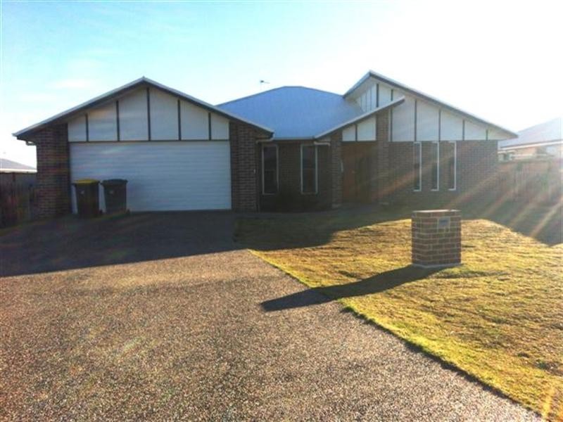 3 Paper Court, Dalby QLD 4405