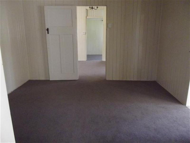 39 Orpen Street, Dalby QLD 4405