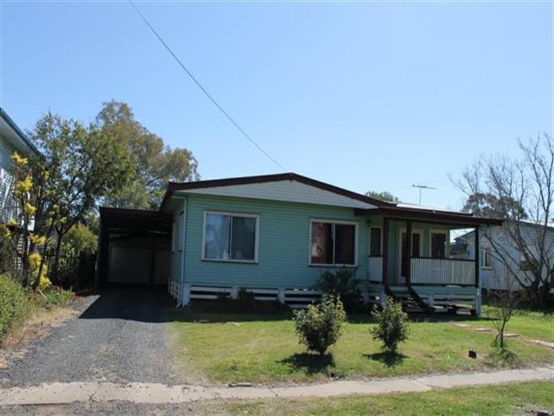 138 Pratten Street, Dalby QLD 4405