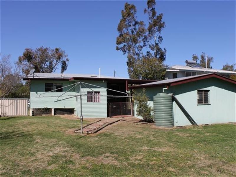 138 Pratten Street, Dalby QLD 4405