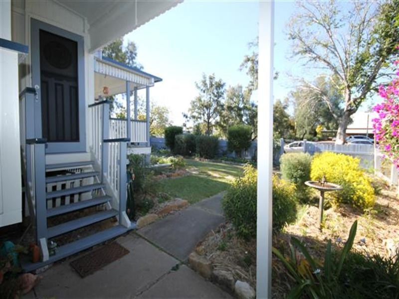 22 Patrick Street, Dalby QLD 4405