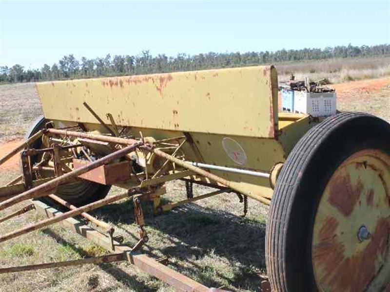 . HALIDEN CLEARING SALE, Chinchilla QLD 4413