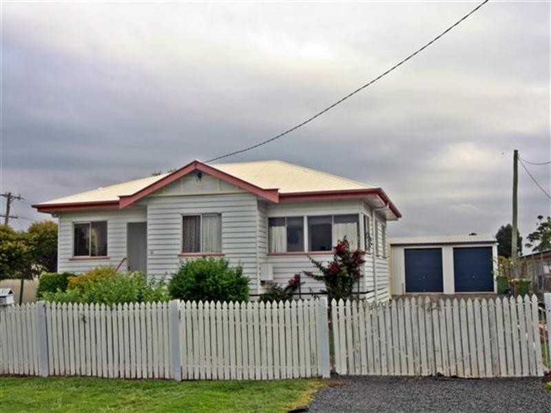 30 Etty Street, Dalby QLD 4405