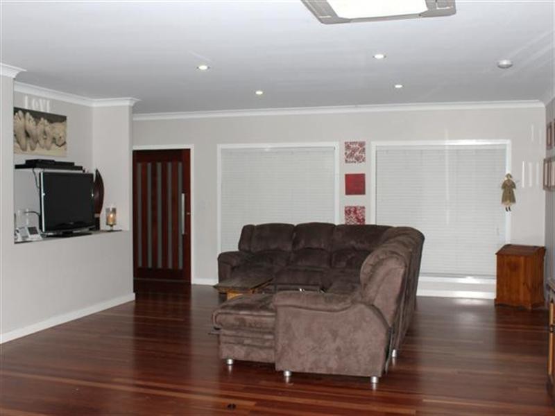 28 Vanessa Drive, Dalby QLD 4405