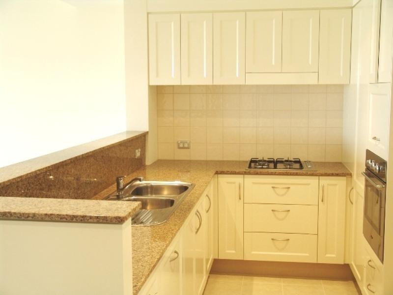 Level 8 82/5 Woodlands Avenue, Breakfast Point NSW 2137