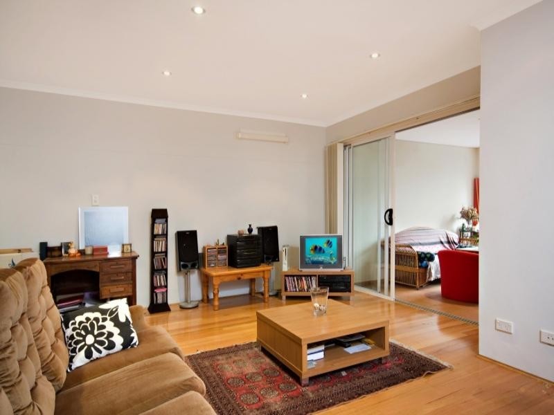 3/1-11 Broderick Street, Camperdown NSW 2050