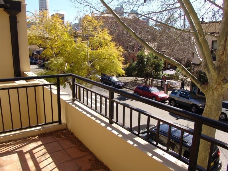 173 A Cathedral Street, Woolloomooloo NSW 2011